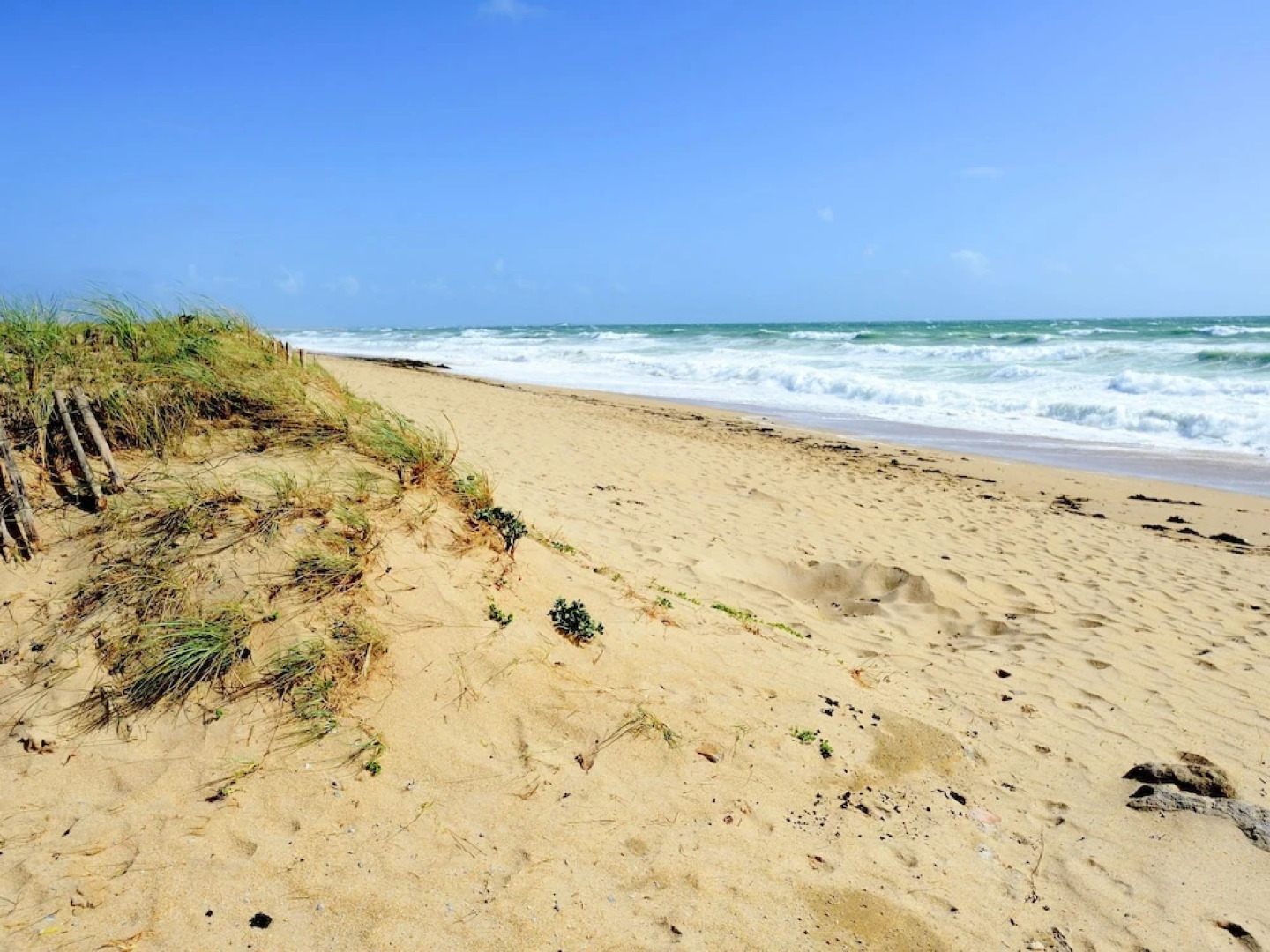 Villa With Indoor Heated Pool and Jacuzzi, Only 1.5 km of Beach and sea