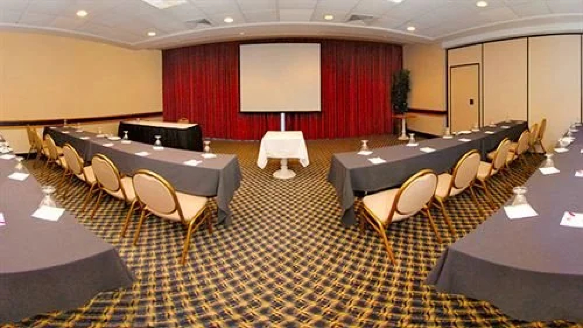 Clarion Hotel & Convention Center - Atlantic City West