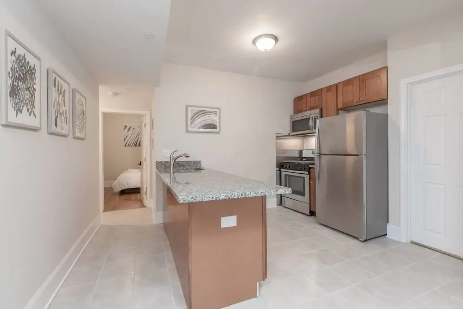 Amazing 3br/2ba Apt in North End by Domio