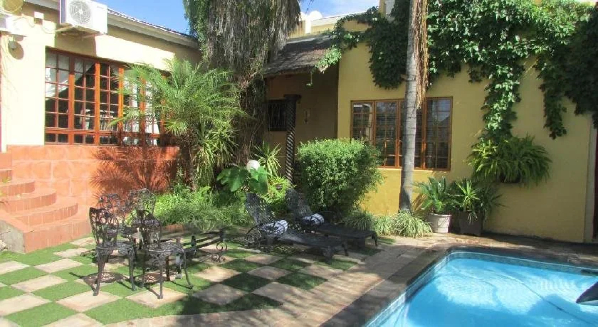 Belurana Collection Victoria Manor