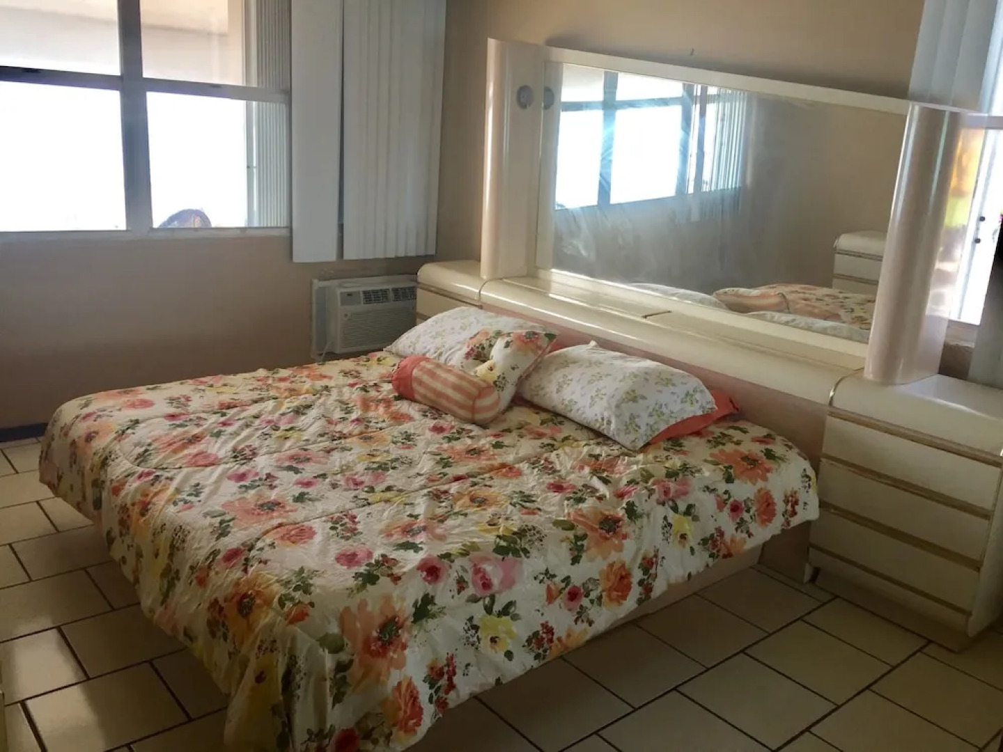 Playa Mar Beach Front Apartment