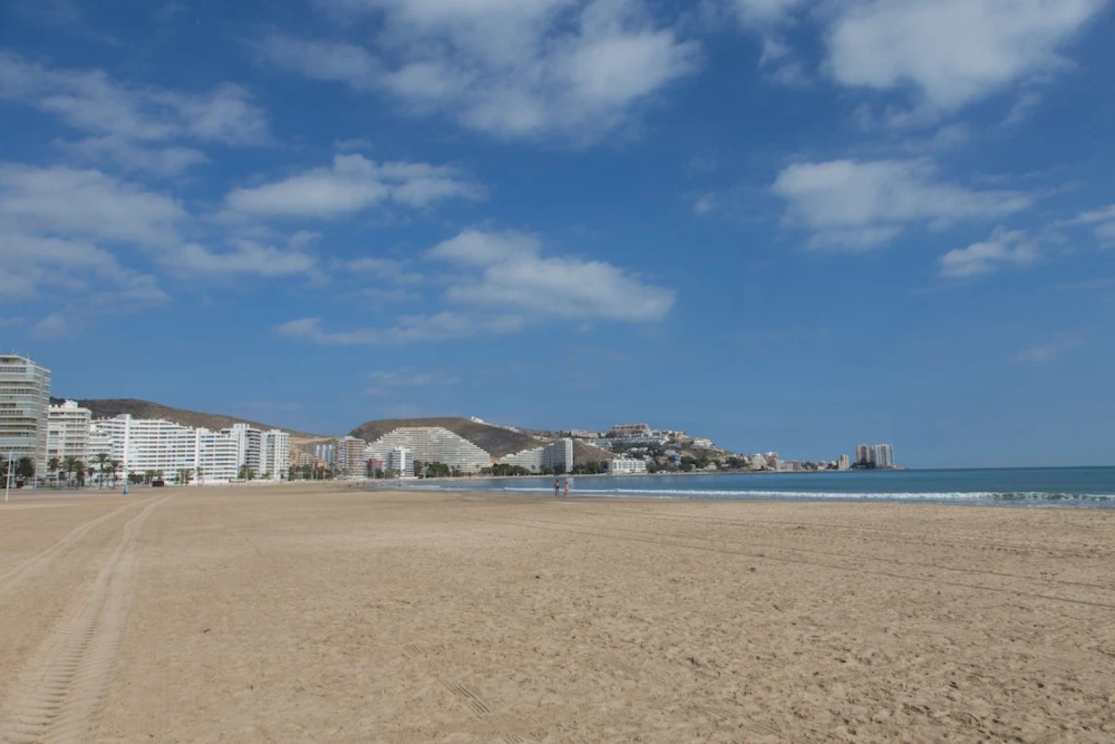 Ático dúplex en urbanización familiar