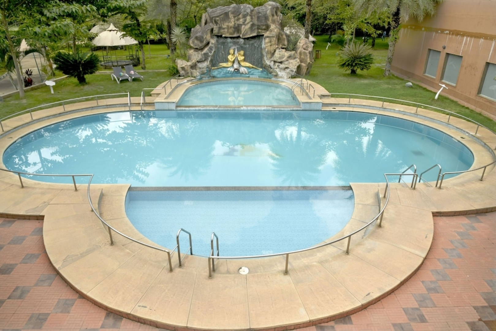 Regenta Resort Golden Amoon