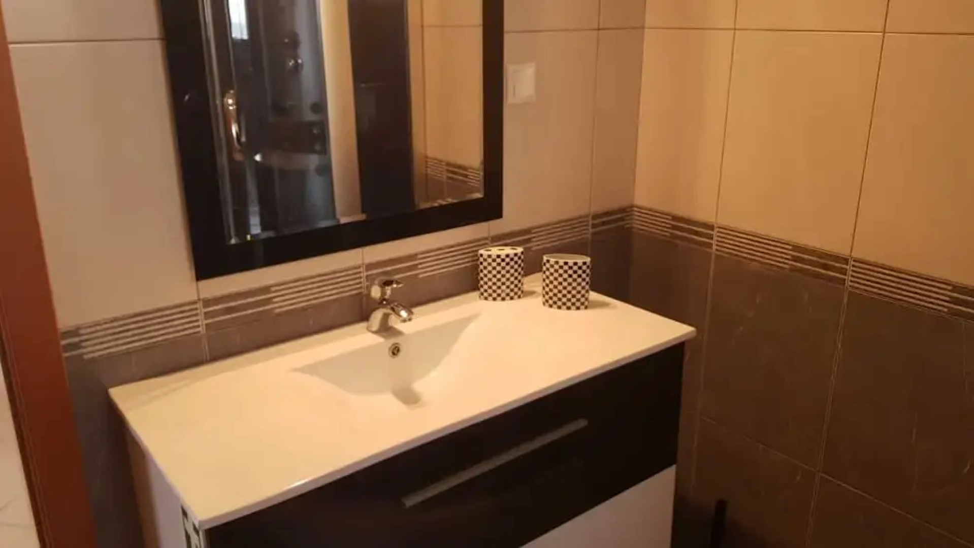 Remarkable 3-bed House in Machico