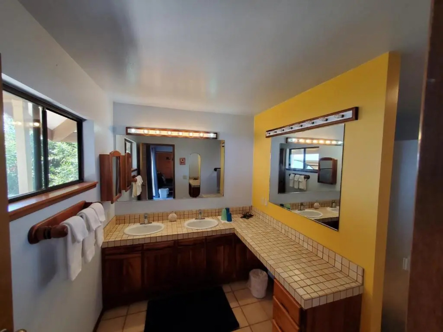 A Beautiful Edge of the World B&B