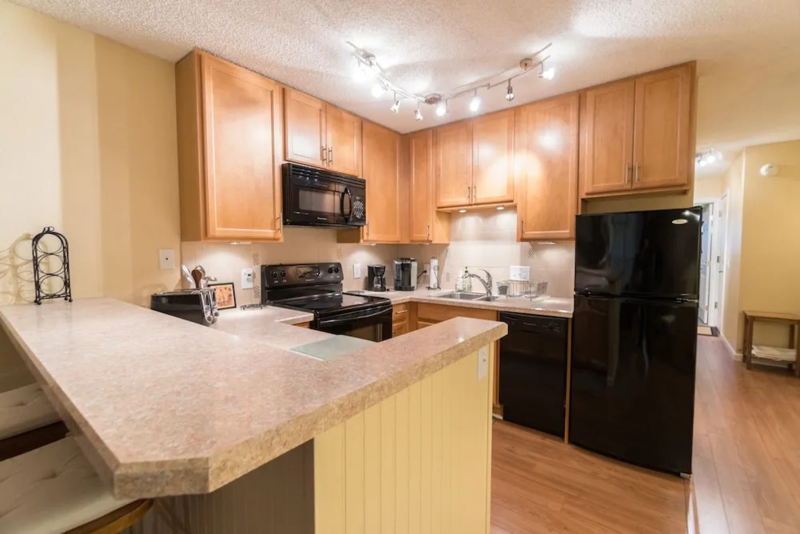 Surftides Plaza Rentals