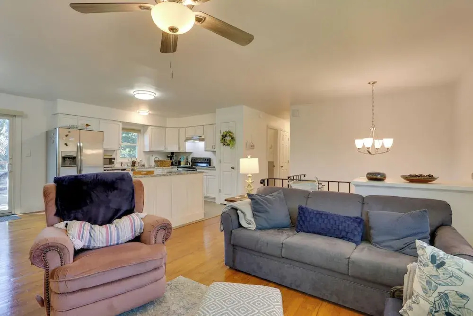 Kiamesha Lake Home w/ Deck: 4 Mi to Resorts World!