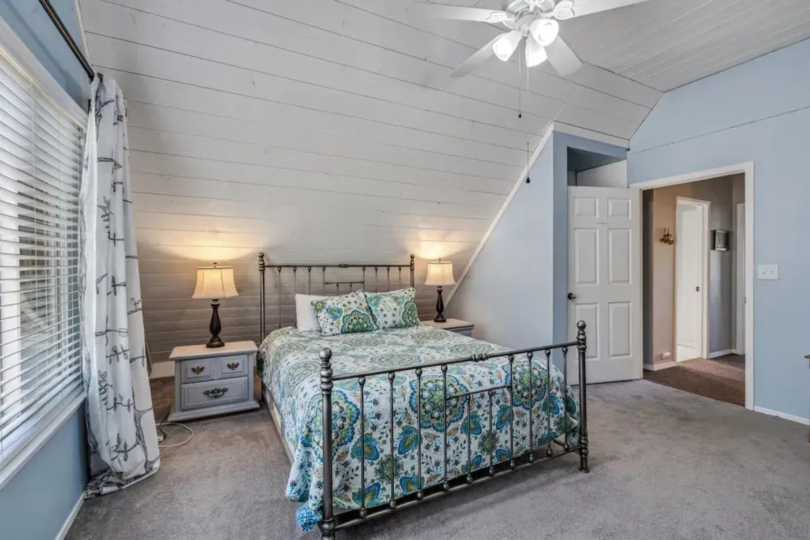 Escape At The Lake - Awesome Location Directly Across the Street from the Lake Lodge Beach by Yosemite Region Resorts