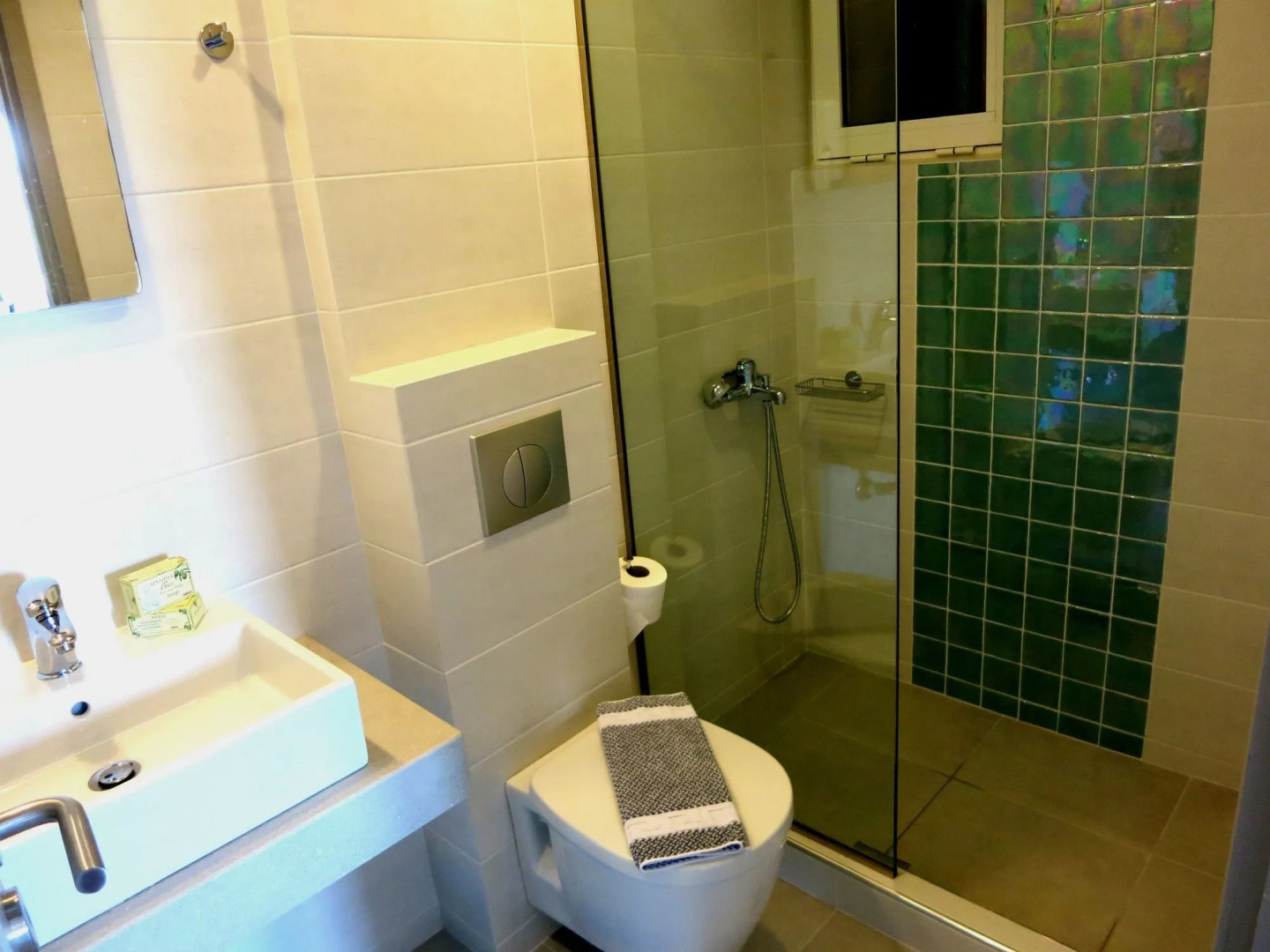 Amaryllis Hotel Apartments