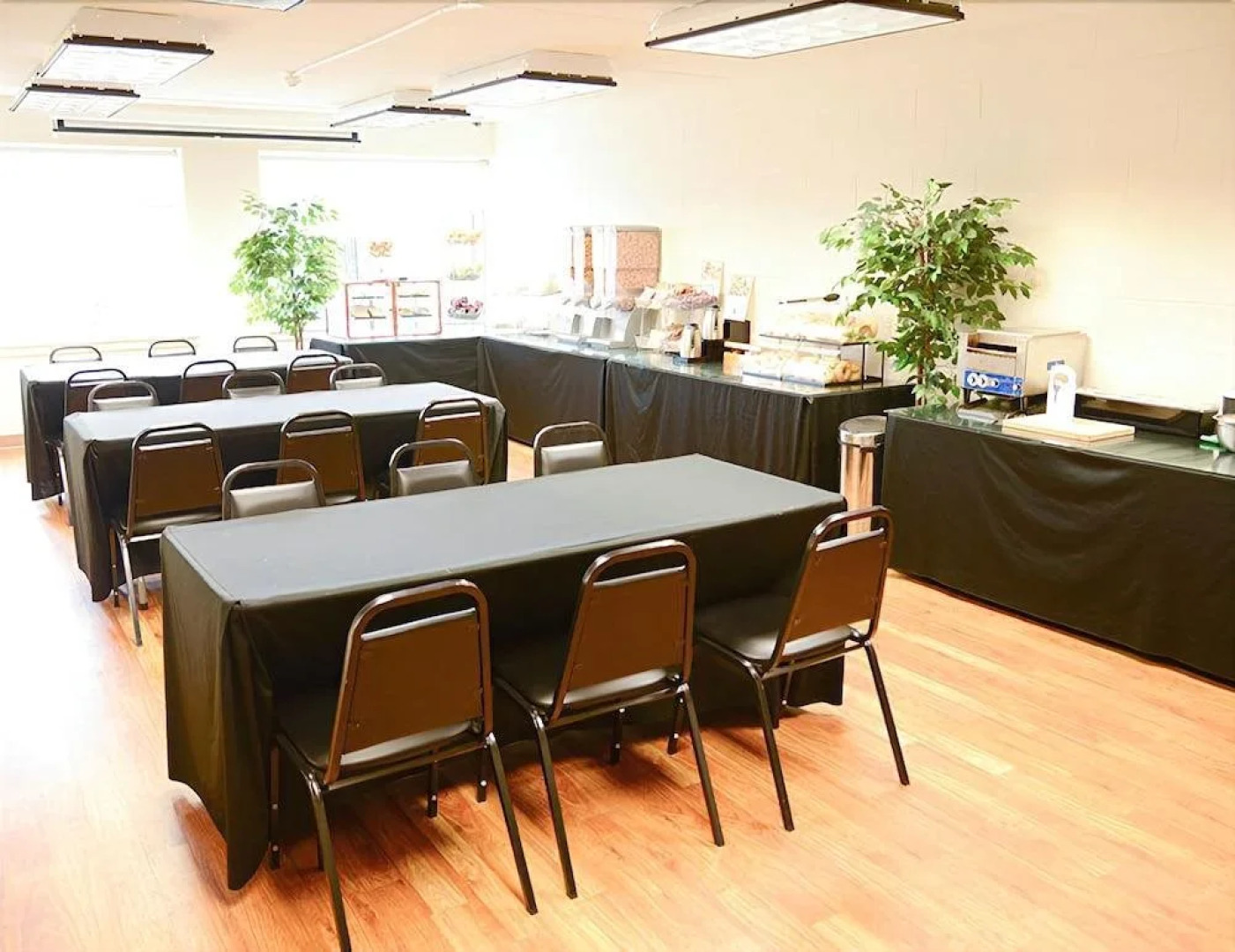 Residence & Conference Centre - Welland