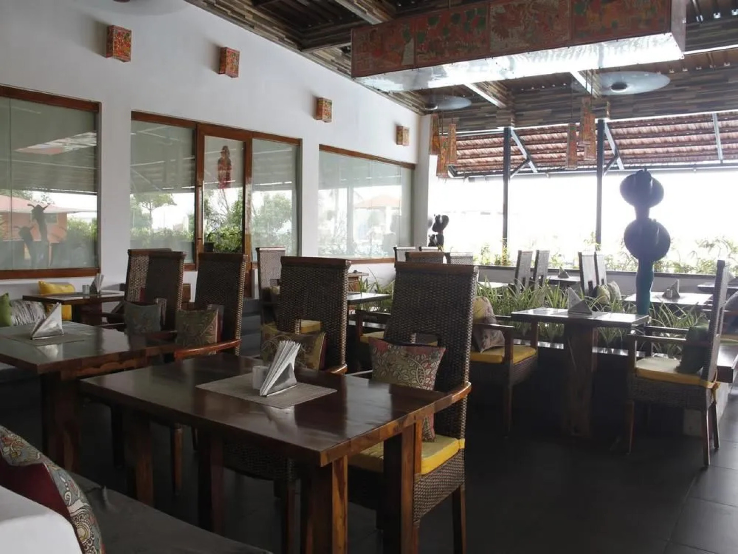 Palm Beach Hotel & Resort