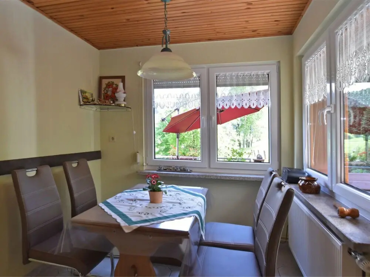 Detached Holiday Home With Wonderful View, Balcony and Garden