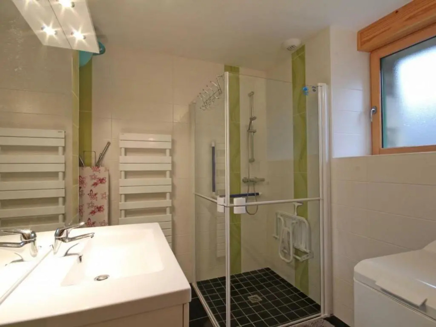 Gîte la Baroche-Sous-Lucé, 3 Pièces, 5 Personnes - Fr-1-497-7