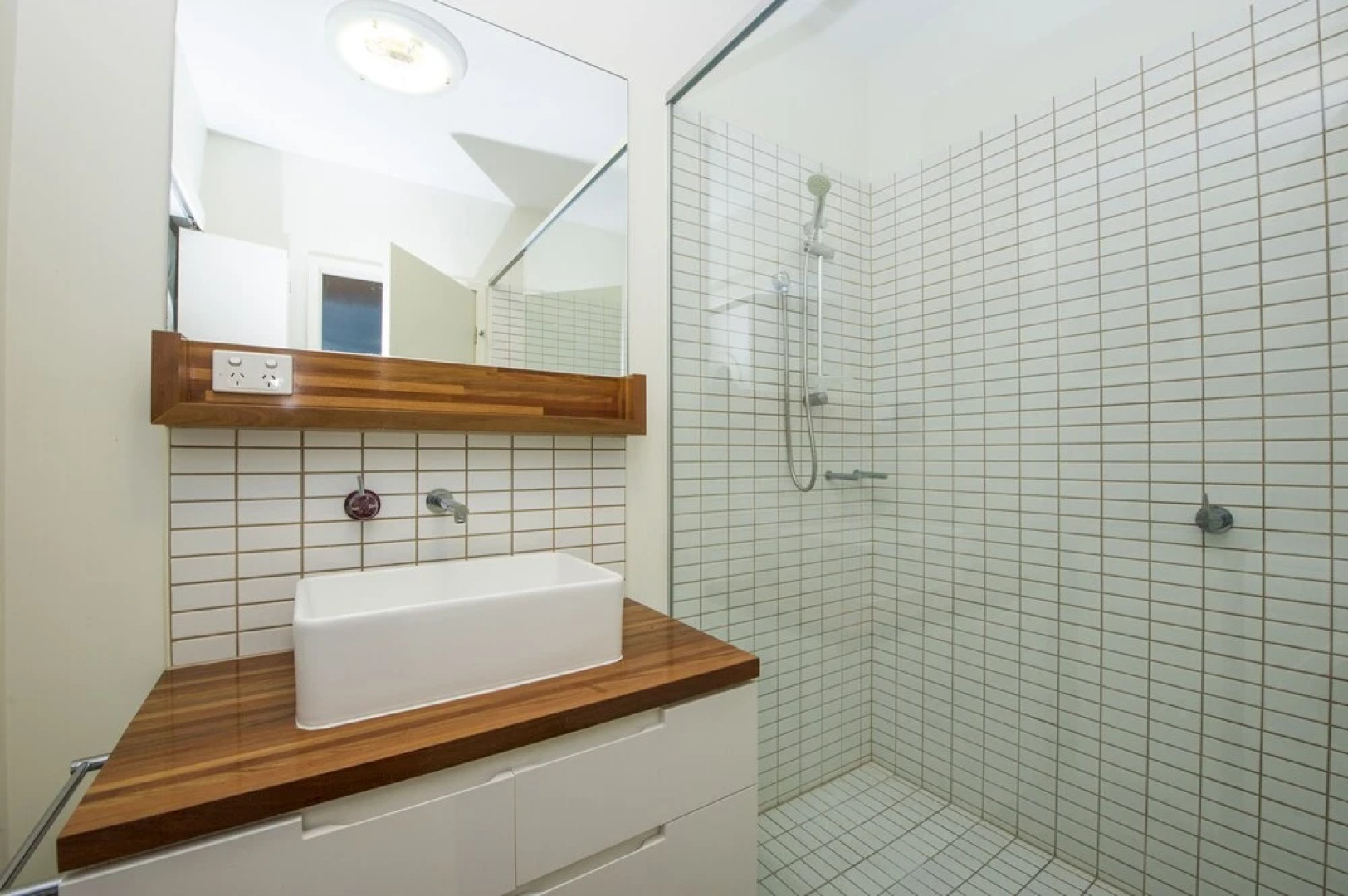 1 Bright Point Apartment 5501