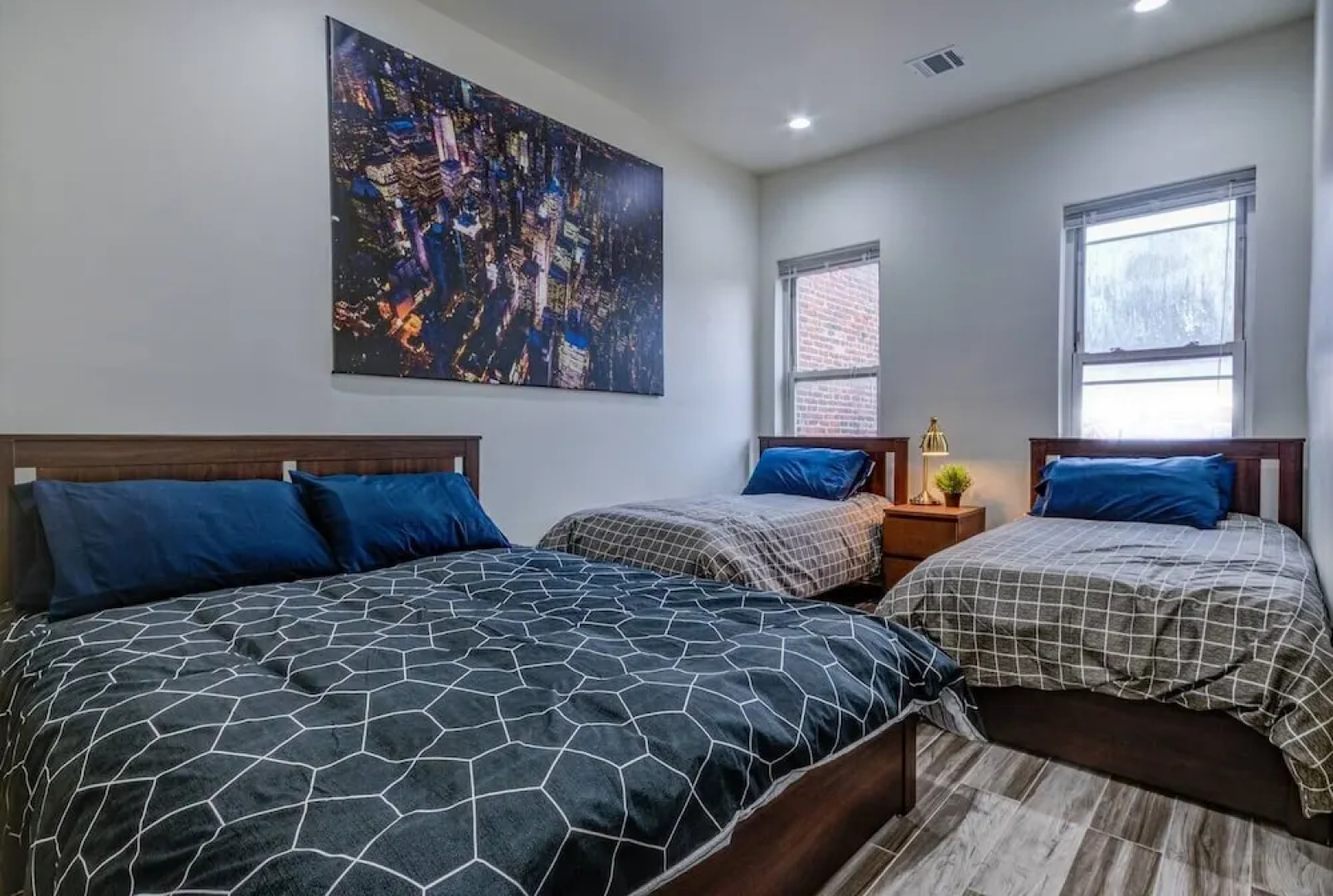 Spacious 3BR Flat 15 min to NYC