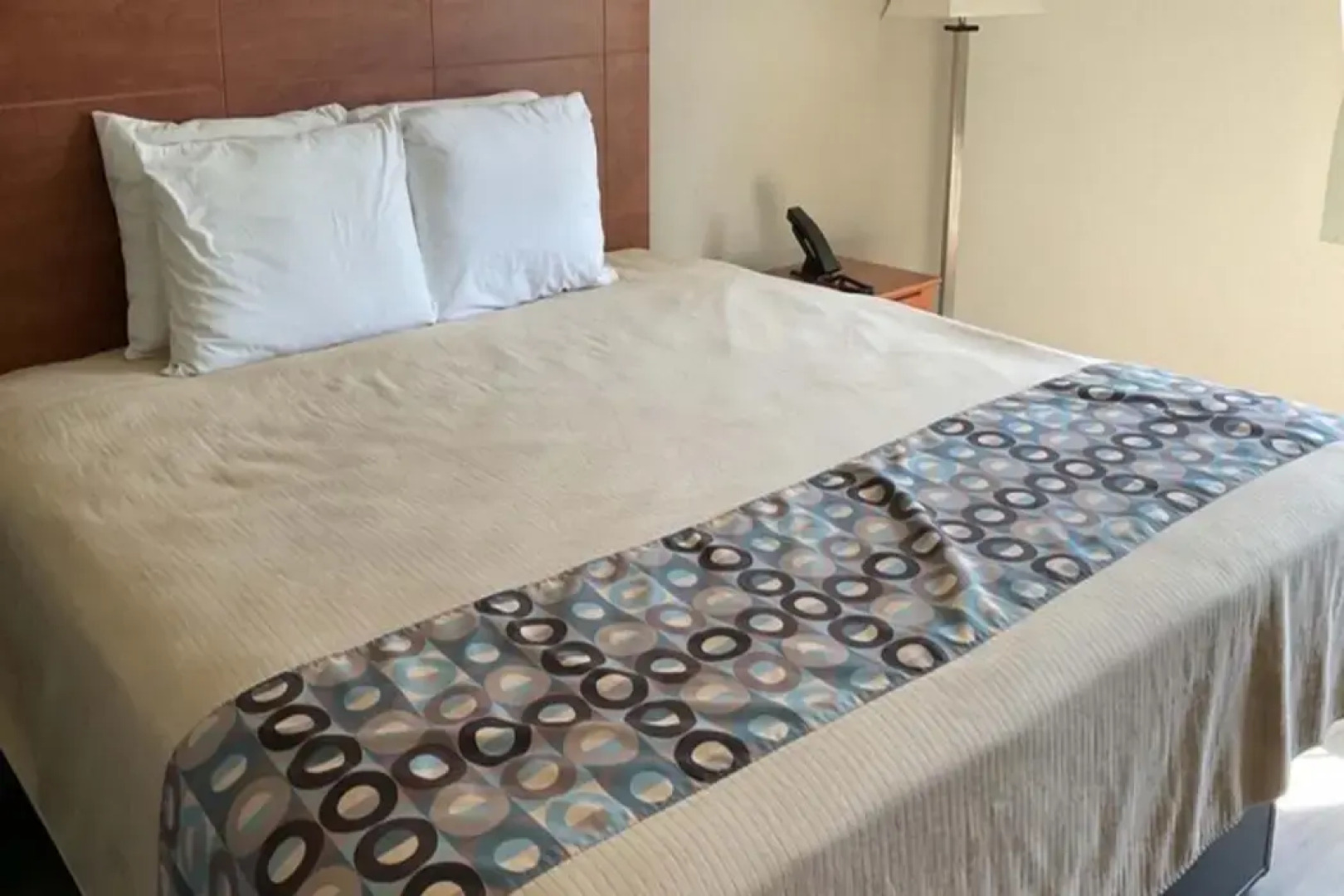 Americas Best Value Inn Putnam