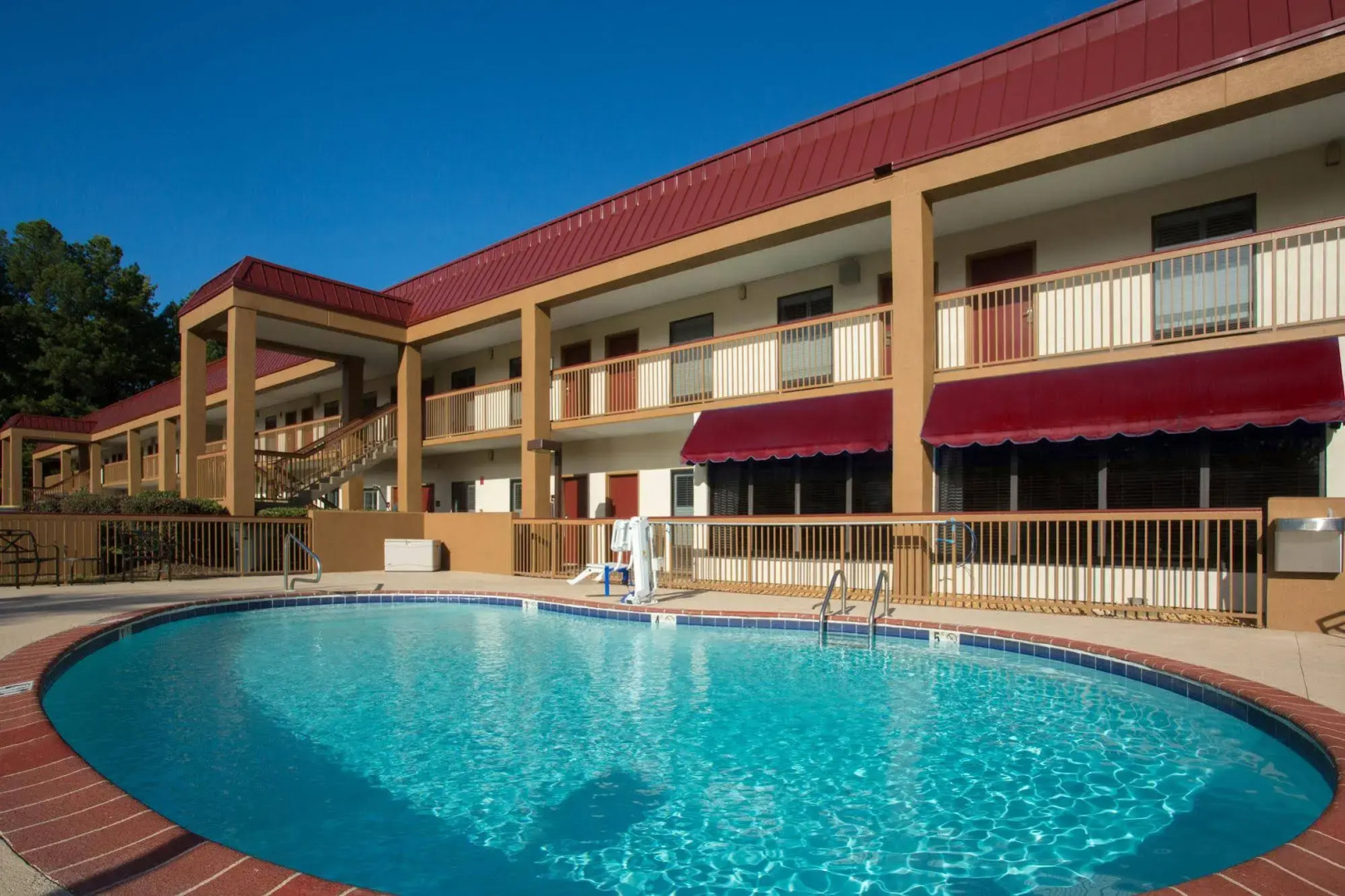 Red Roof Inn Tupelo