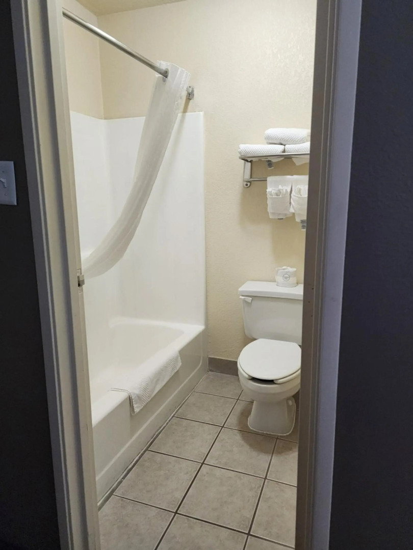 Quality Inn I-70 at Wanamaker