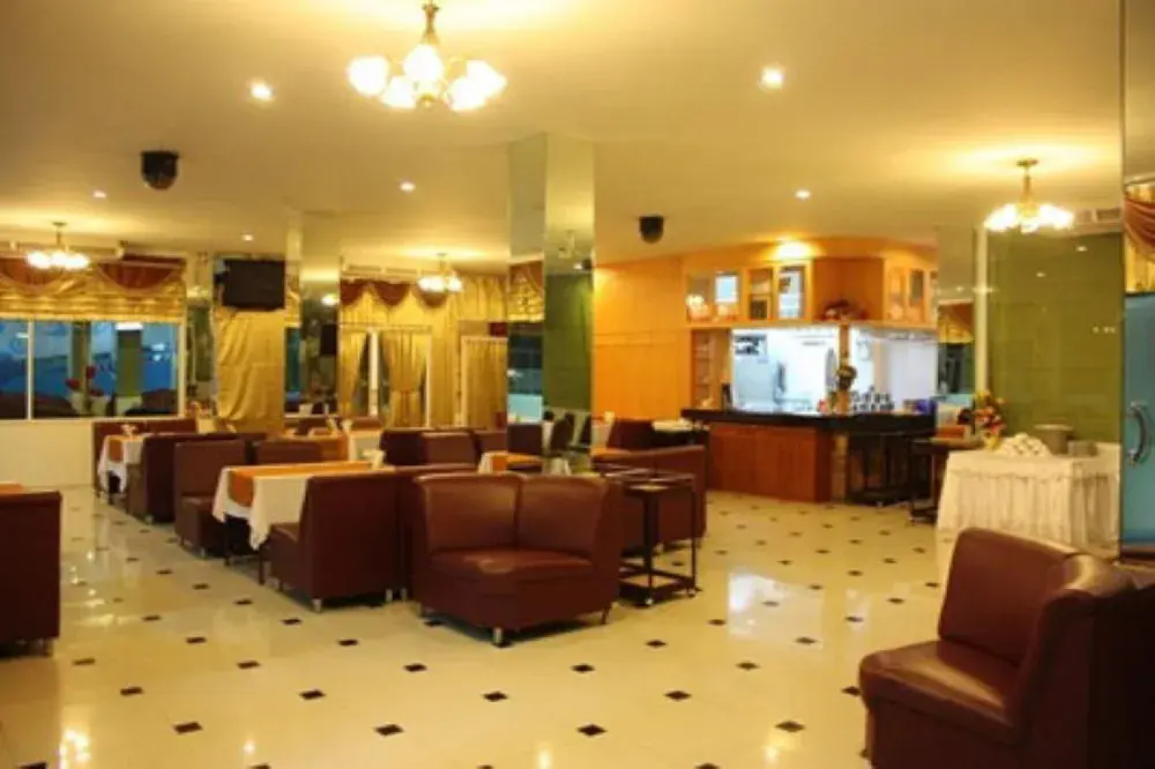 Sky Park Hotel