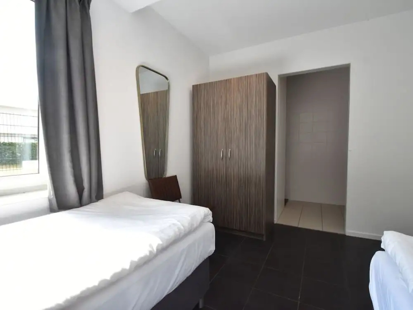 Pleasant Holiday Home in Zeewolde near Golf Course