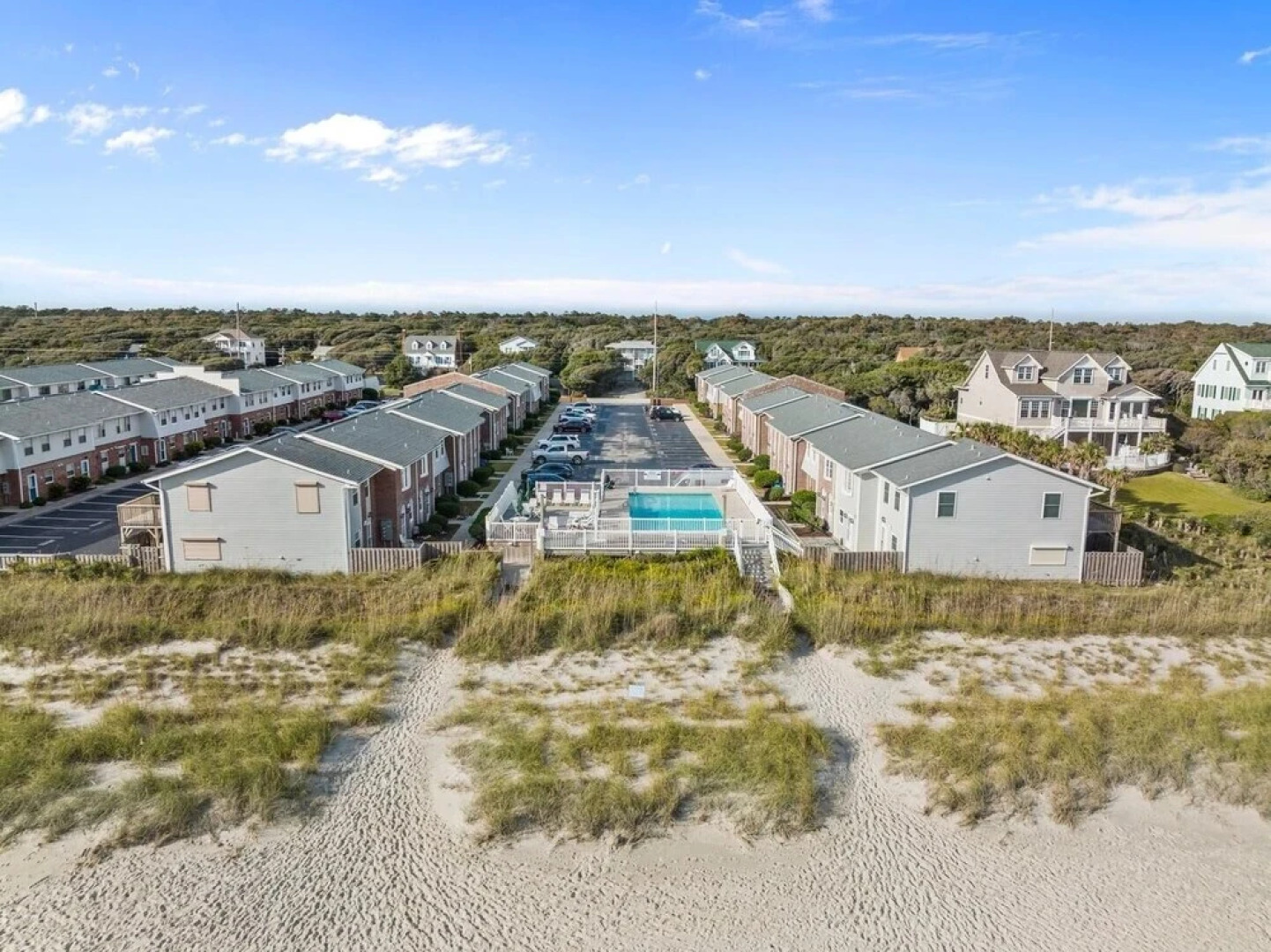 Sand Dollars & Sunshine 2 Bedroom Condo by Redawning