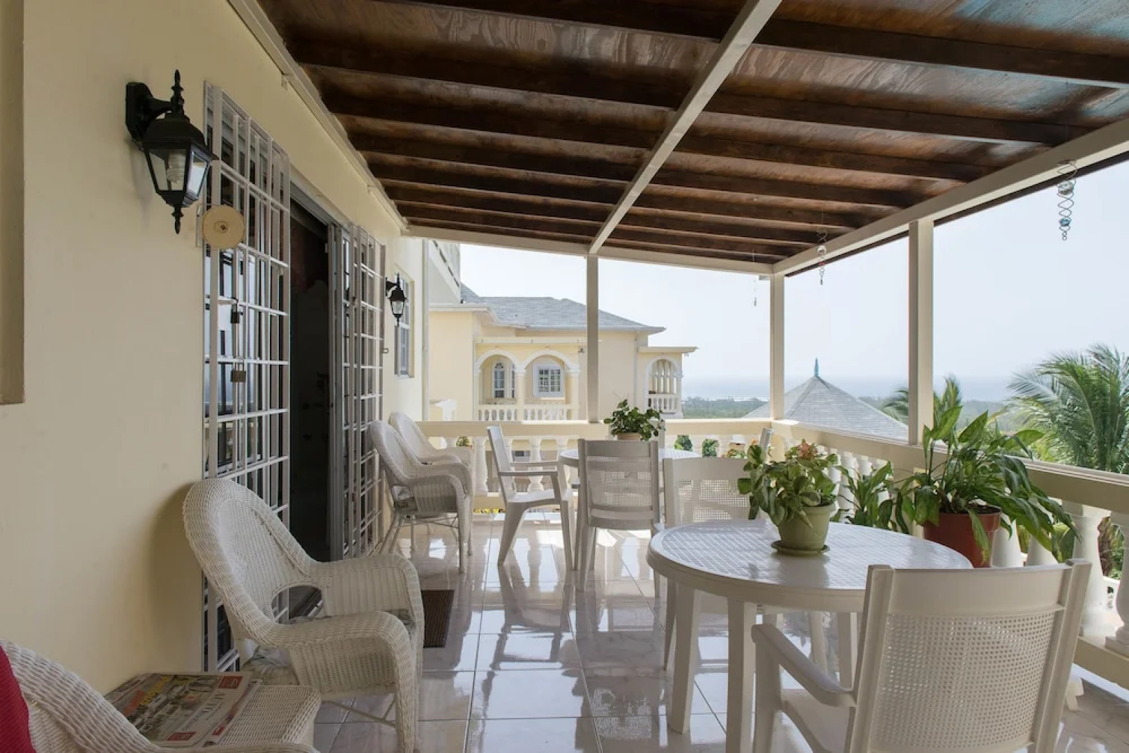 The Royal Kensington Villa