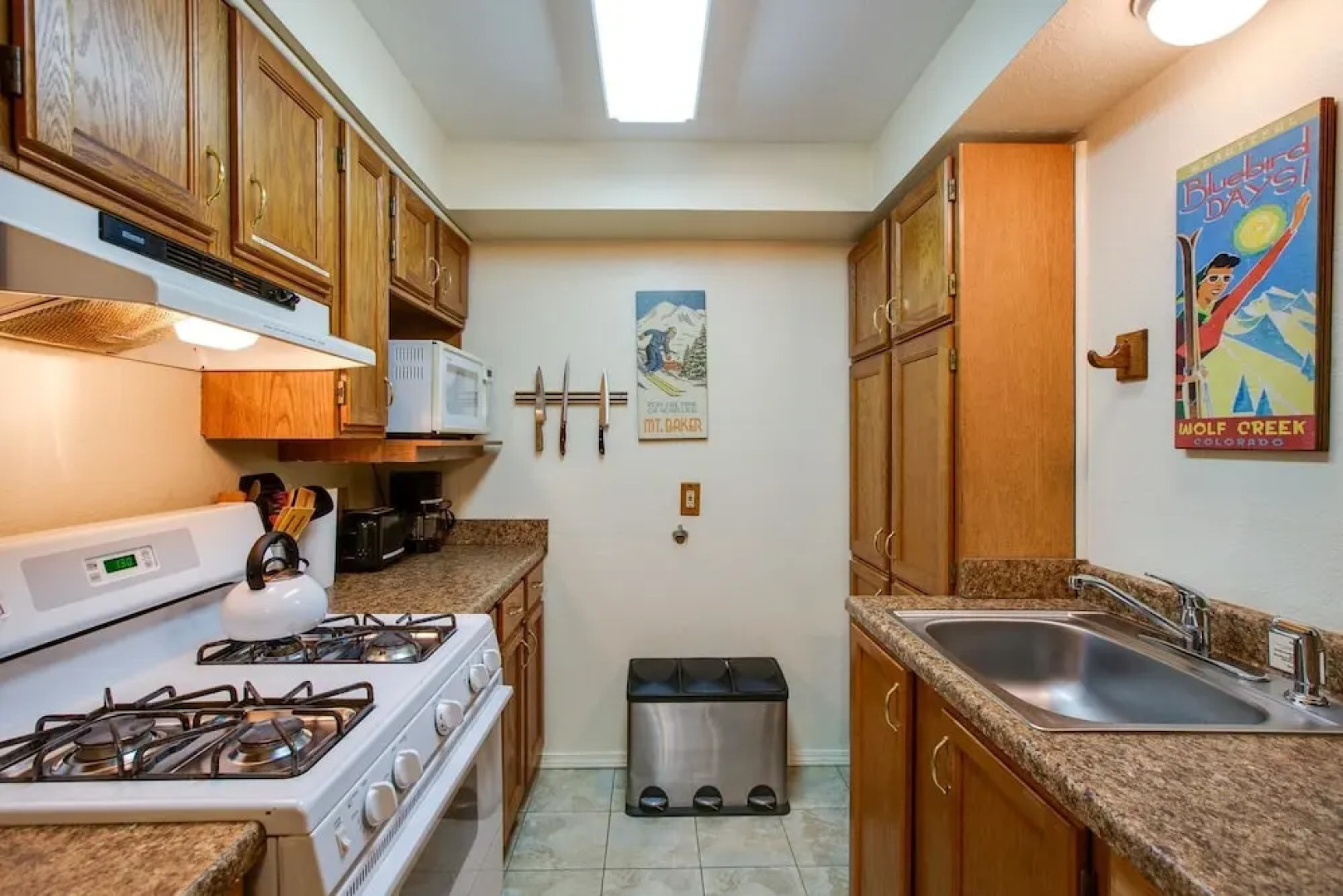 36sll - Convenient - Inexpensive - Kitchenette - Sleeps 6 1 Bedroom Condo
