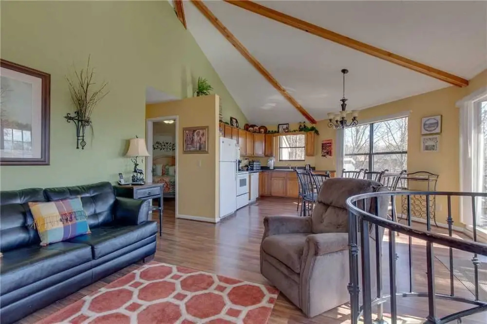 Smoky Mountain Dreams - Three Bedroom Cabin