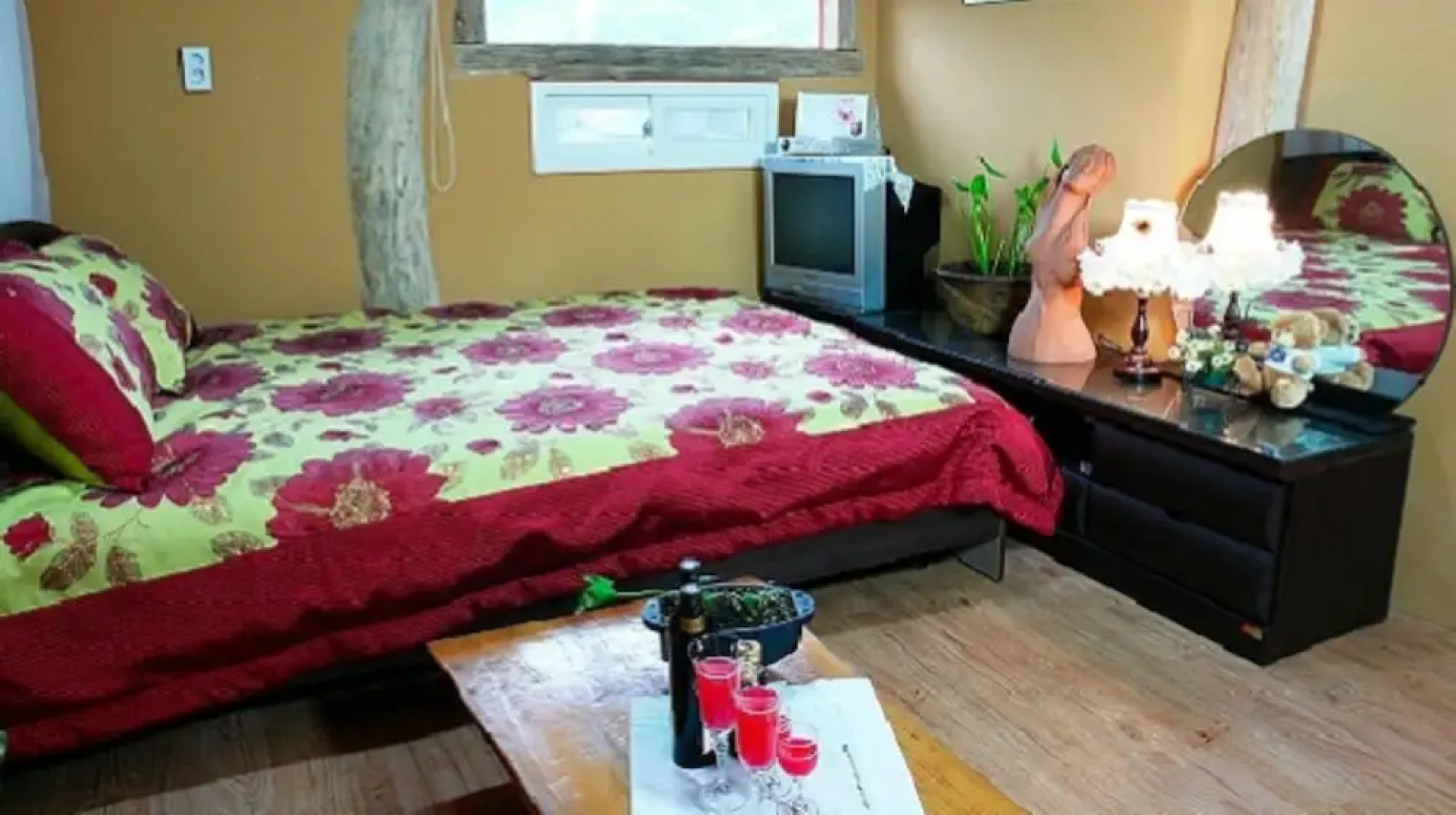 Muhari Red Roof Pension