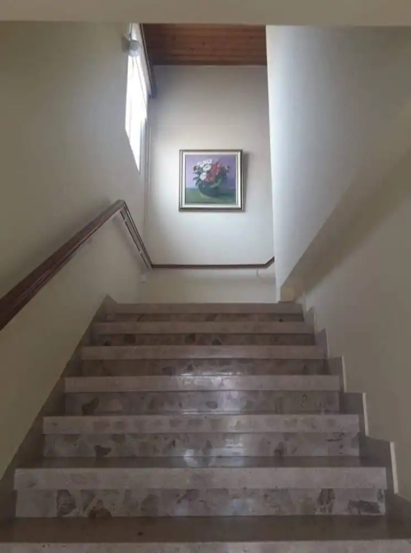 Immaculate 4-bed Apartment in Larnaca