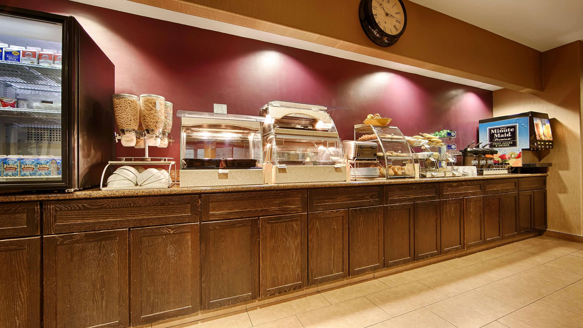 Best Western Plus Wine Country Inn & Suites