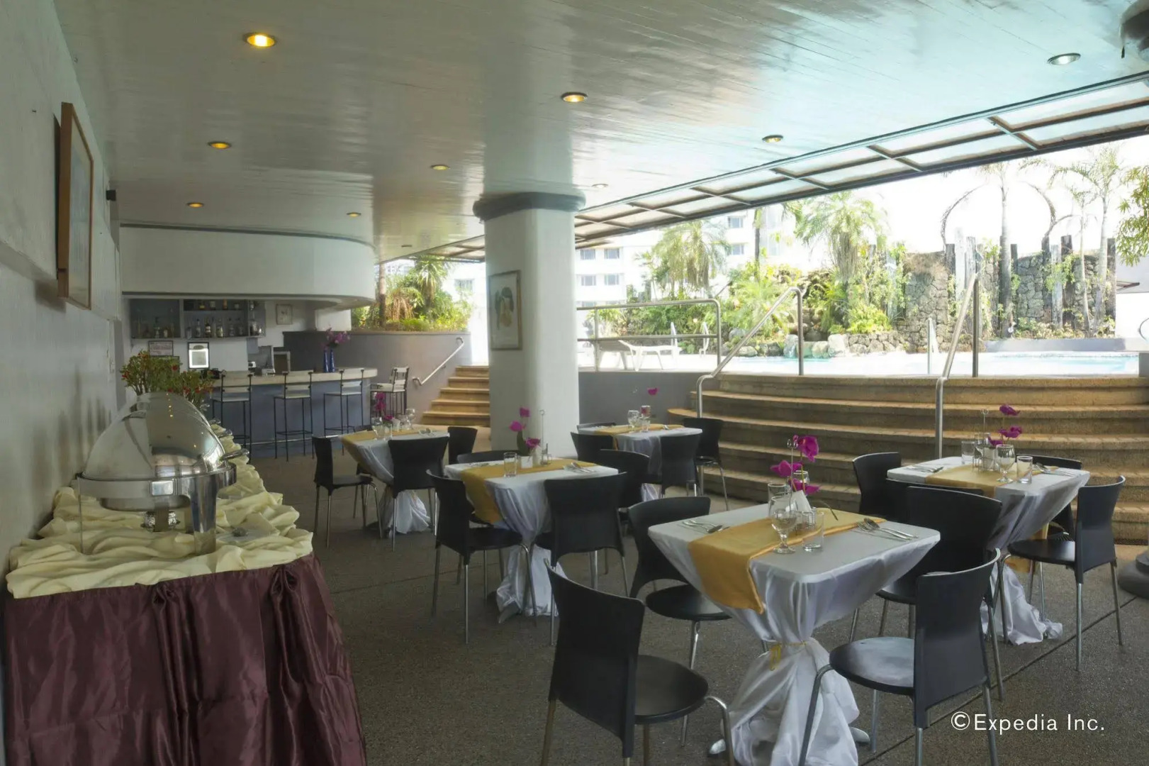 Imperial Palace Suites