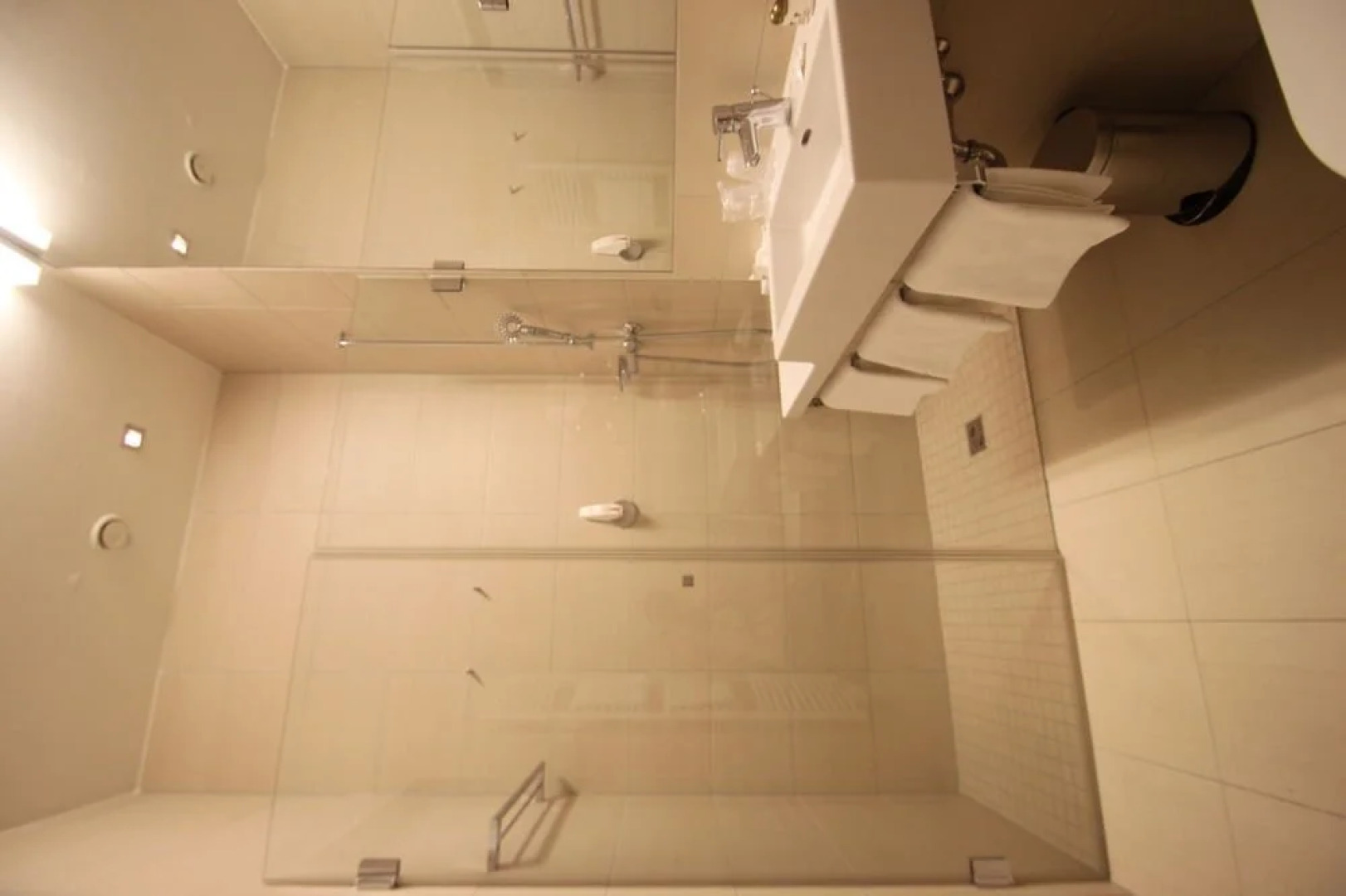 Pineacre on the Lake