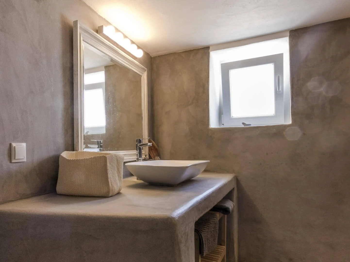 GT Suites Corfos Bay