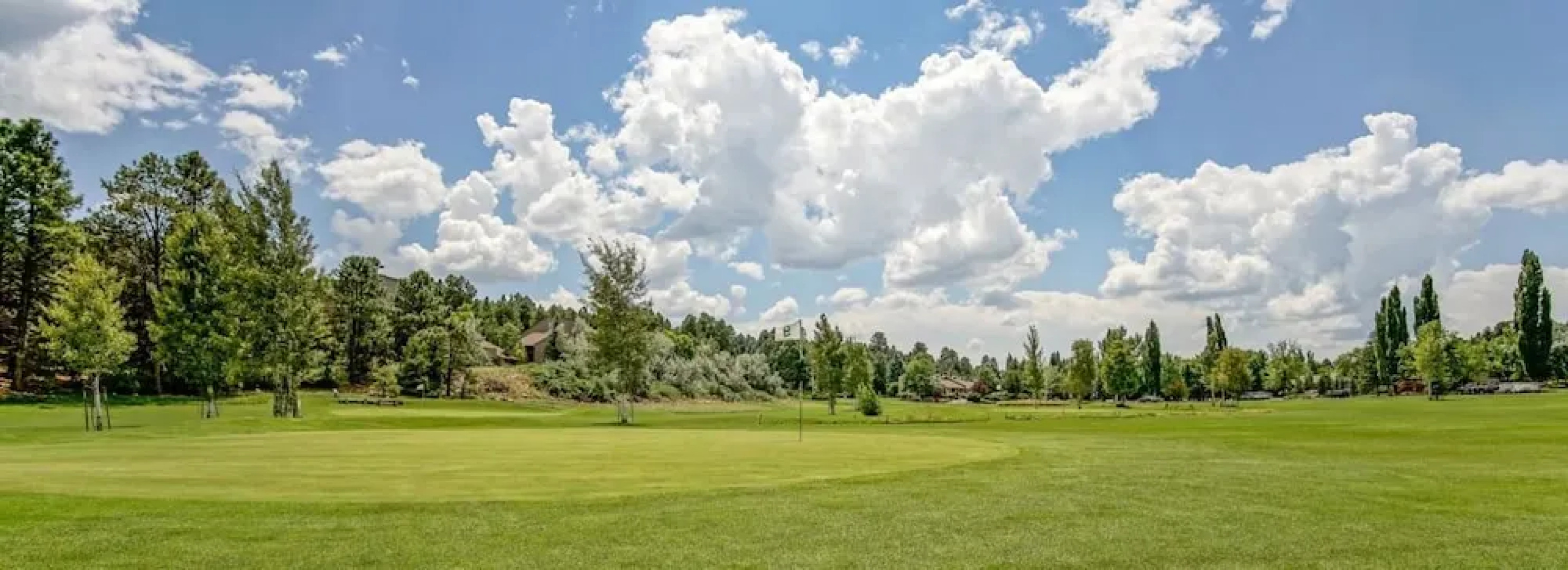 Trendy Country Club Condo