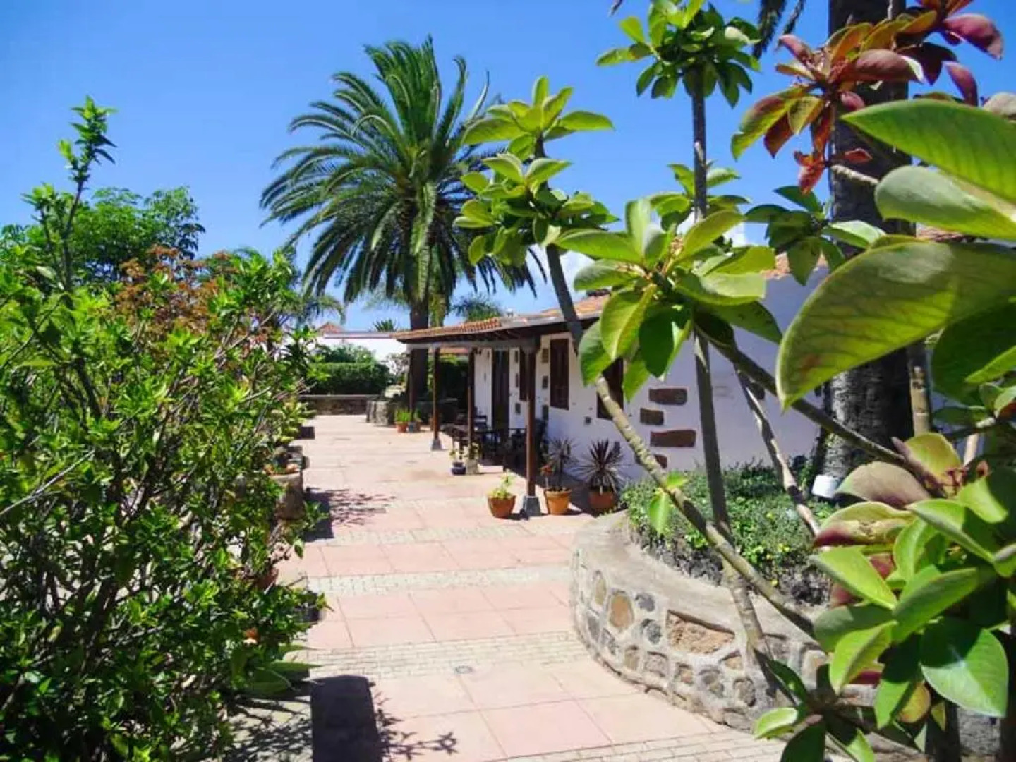 House with 2 bedrooms in San Cristobal de La Laguna with wonderful sea view shared pool enclosed garden 3 km from the beach