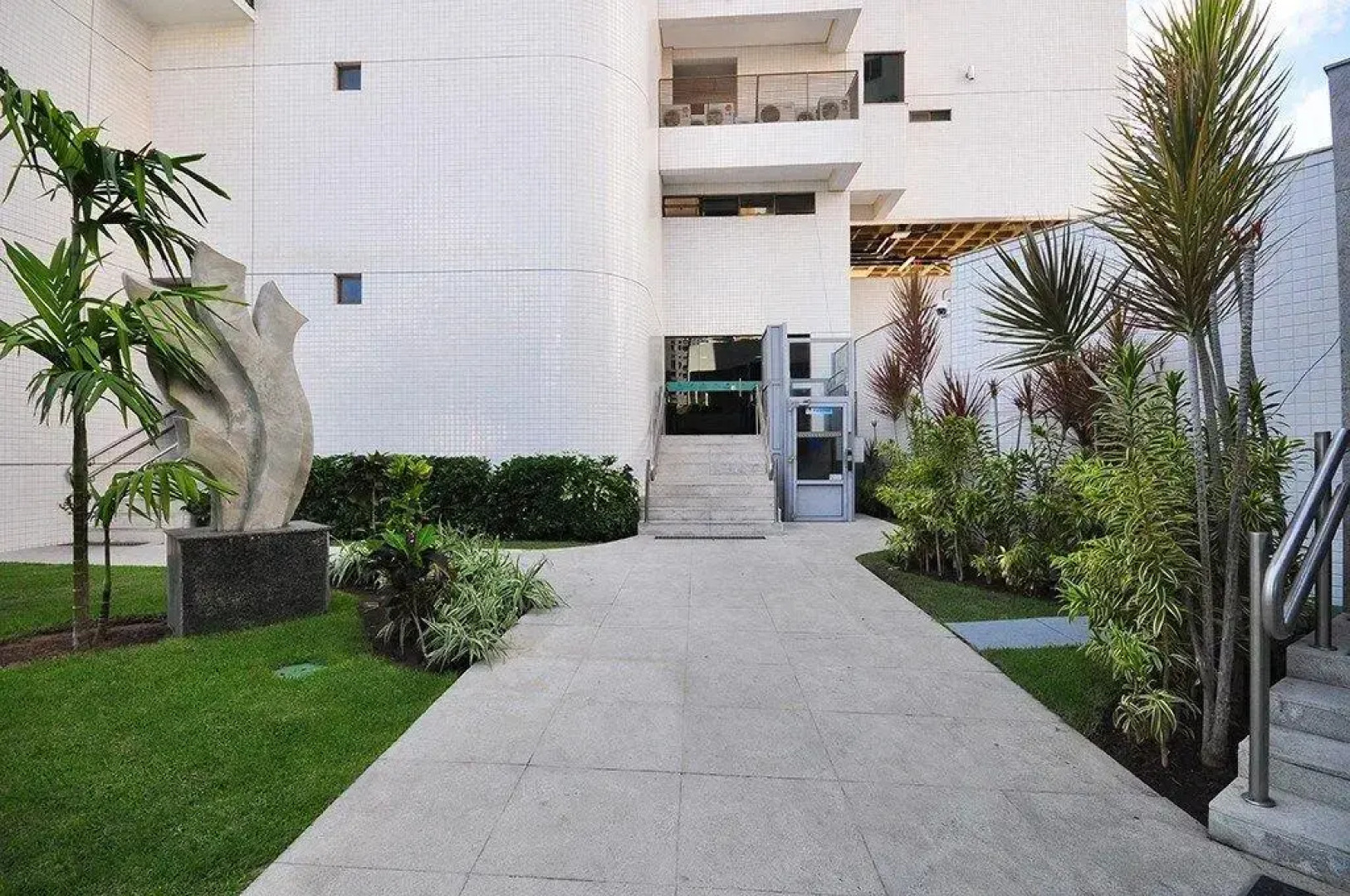 Beach Class Conselheiro by Nobile