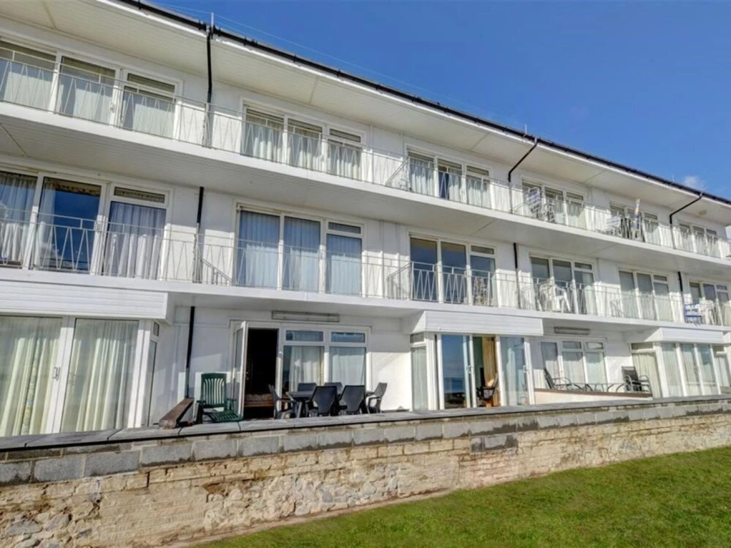 Spacious Apartment in Saundersfoot With Terrace