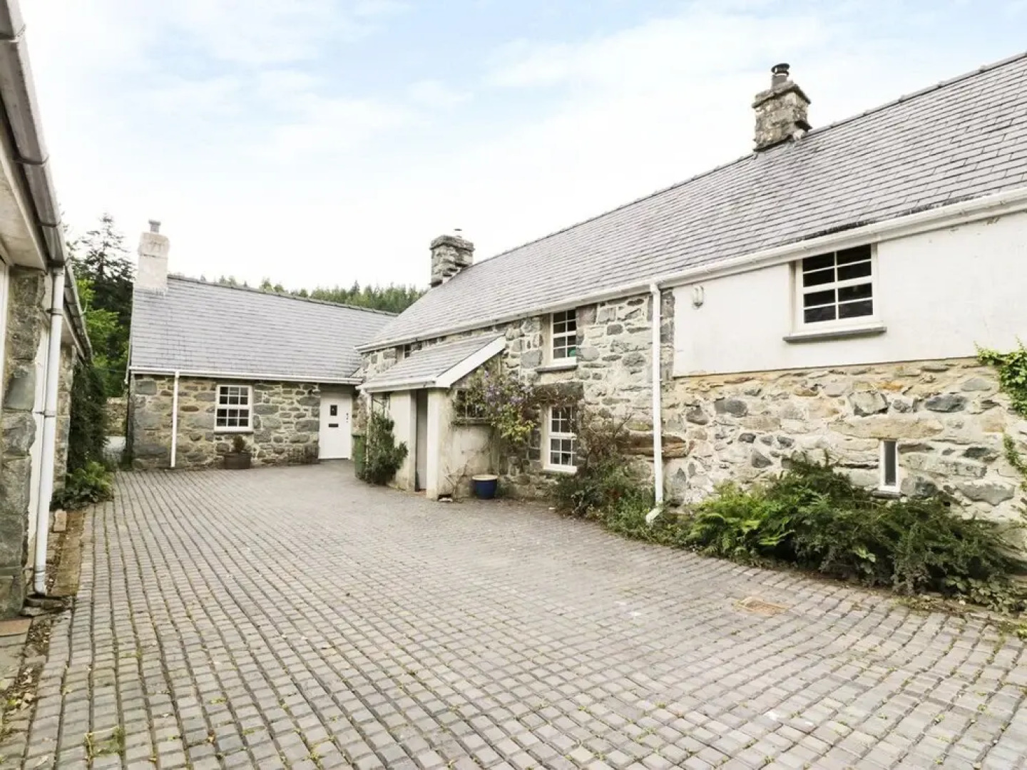 Hen Gelligemlyn - The Annexe