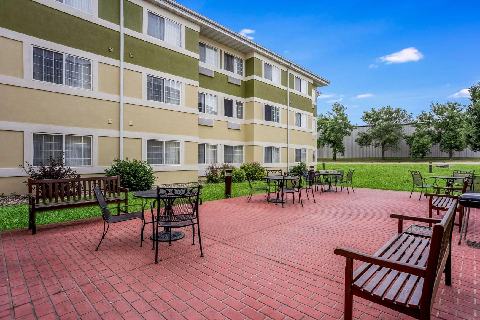 MainStay Suites Cedar Rapids