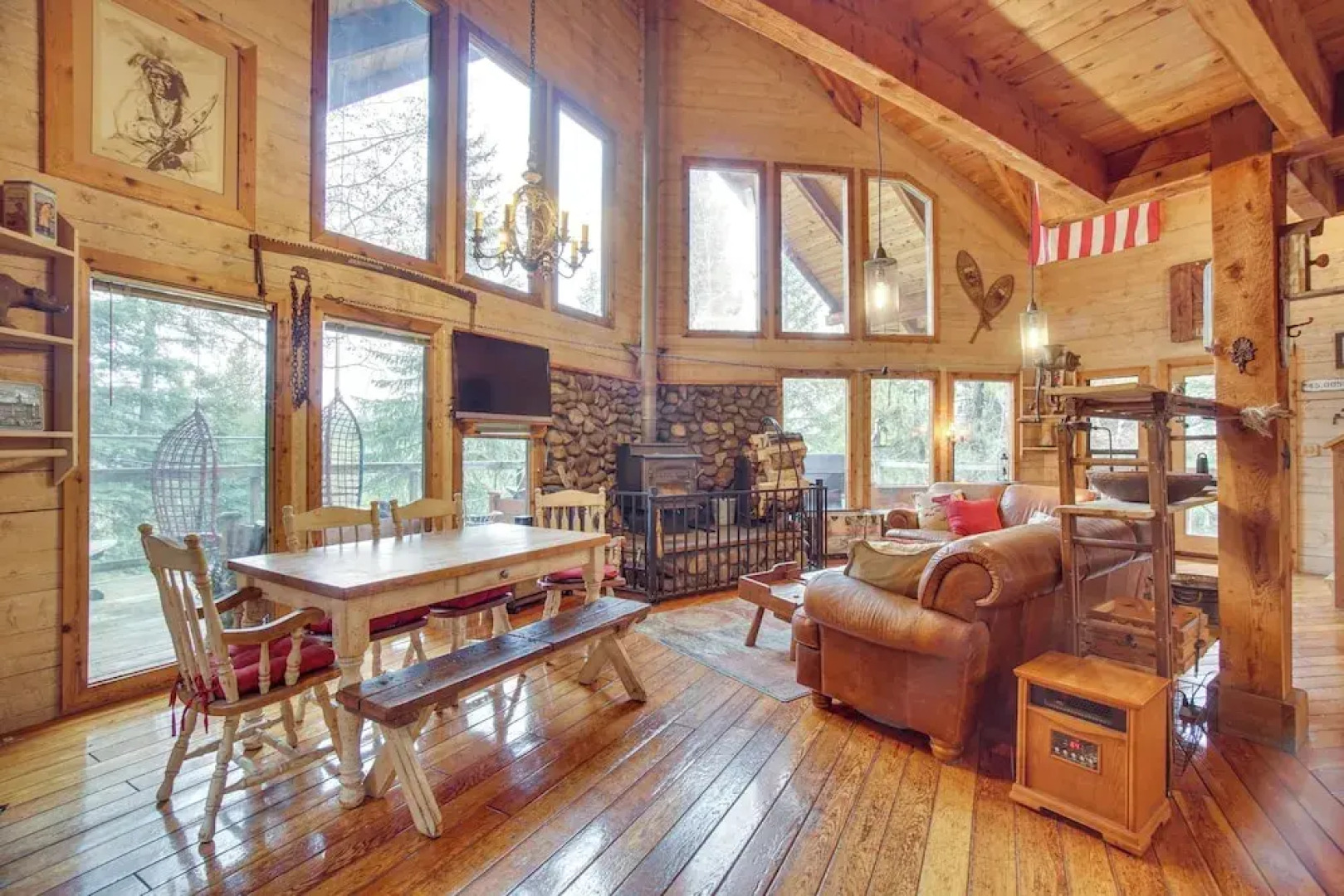 Tree-lined Mccall Cabin: Walk to Payette River!