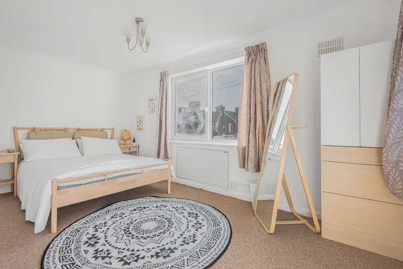 2 Bed Property in Historic Tonbridge