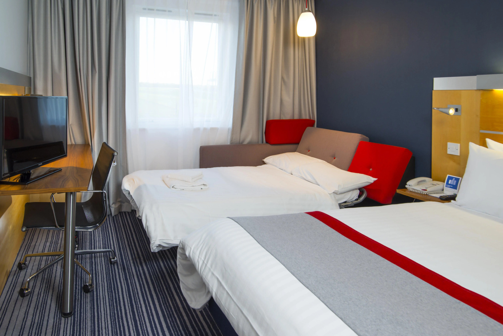 Holiday Inn Express London-Epsom Downs by IHG