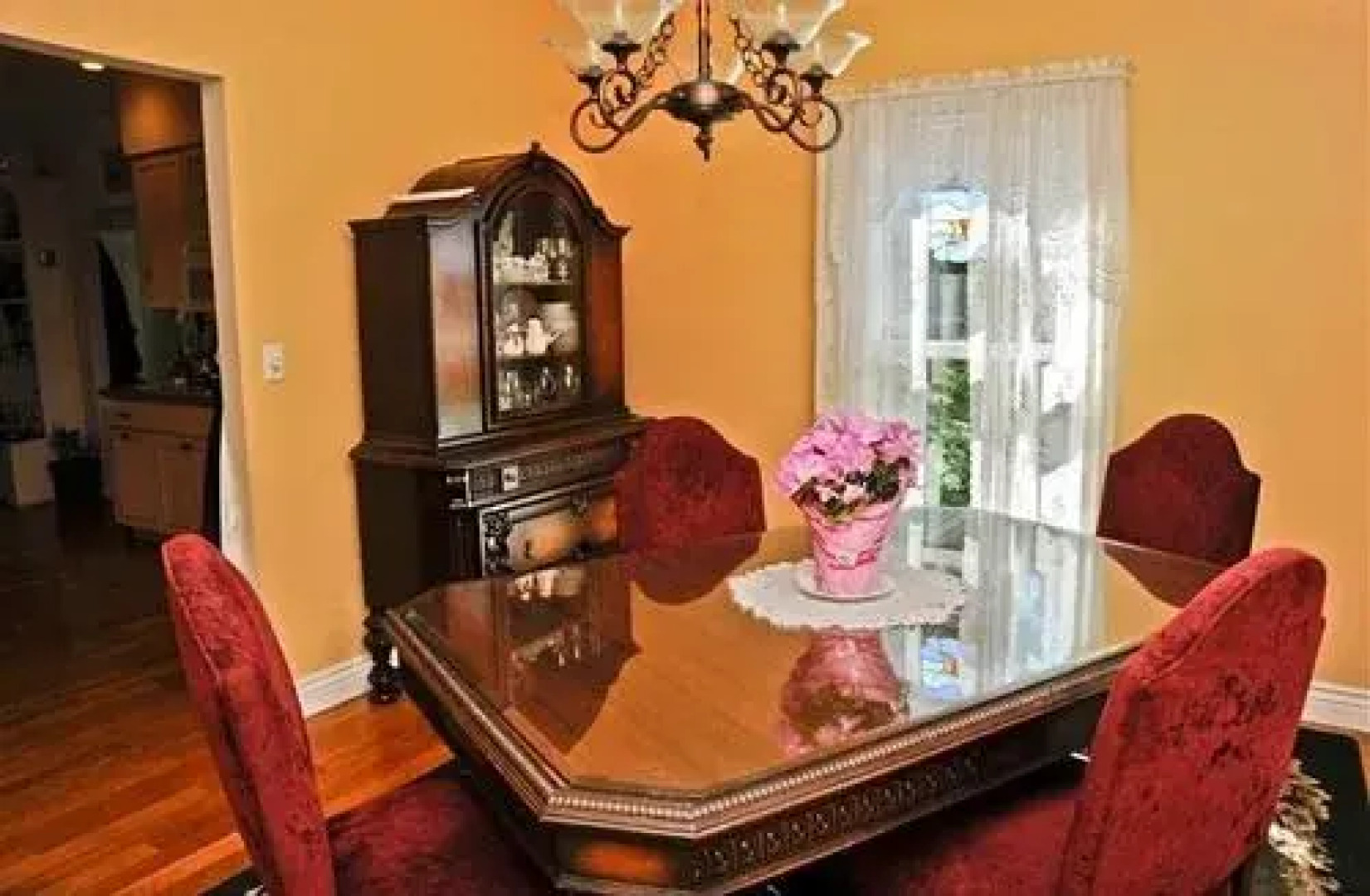 Kite Hill Vineyards Bed & Breakfast