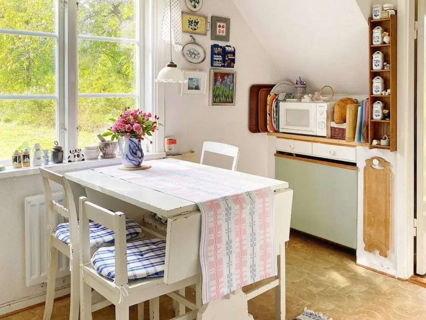 6 Person Holiday Home in Ingatorp-by Traum