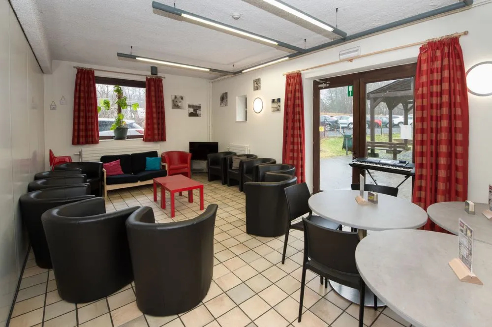 Auberge de Jeunesse de La Roche-Champlon