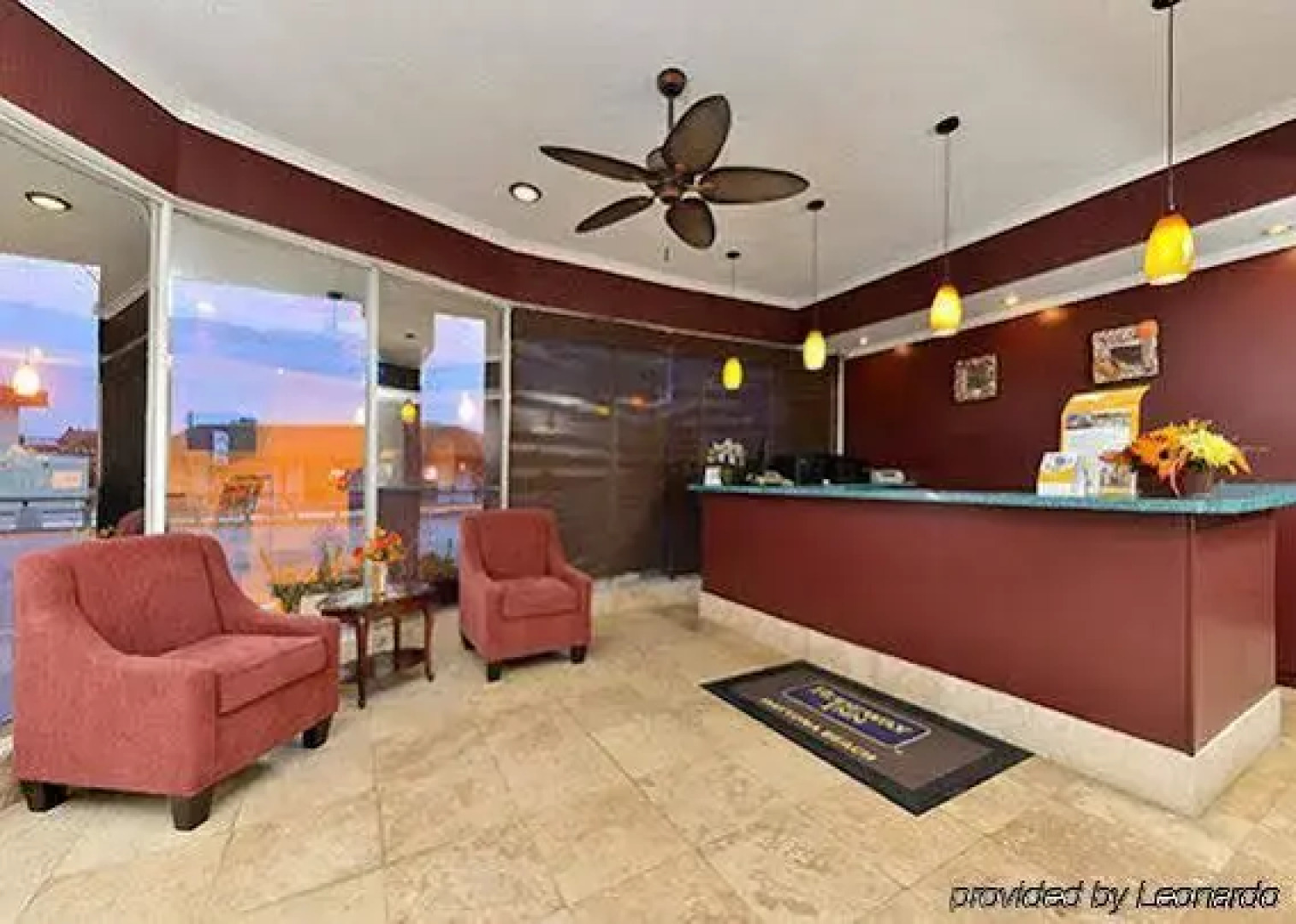 Sunrise Inn On The Beach