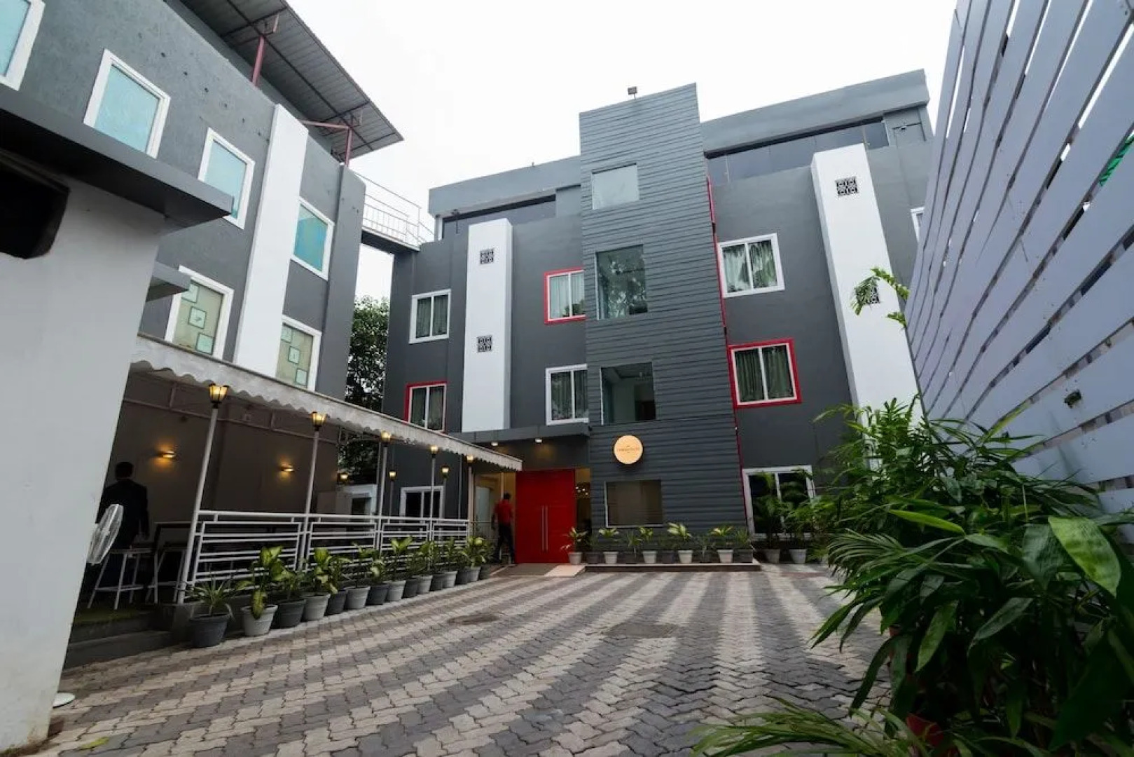 Oyo Townhouse 011 Esplanade