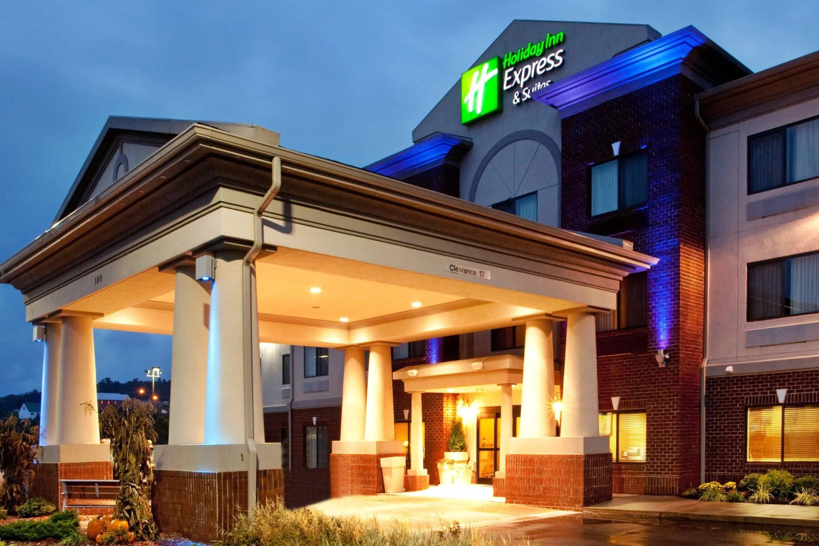 Holiday Inn Express & Suites Claypool Hill (Richlands Area) by IHG