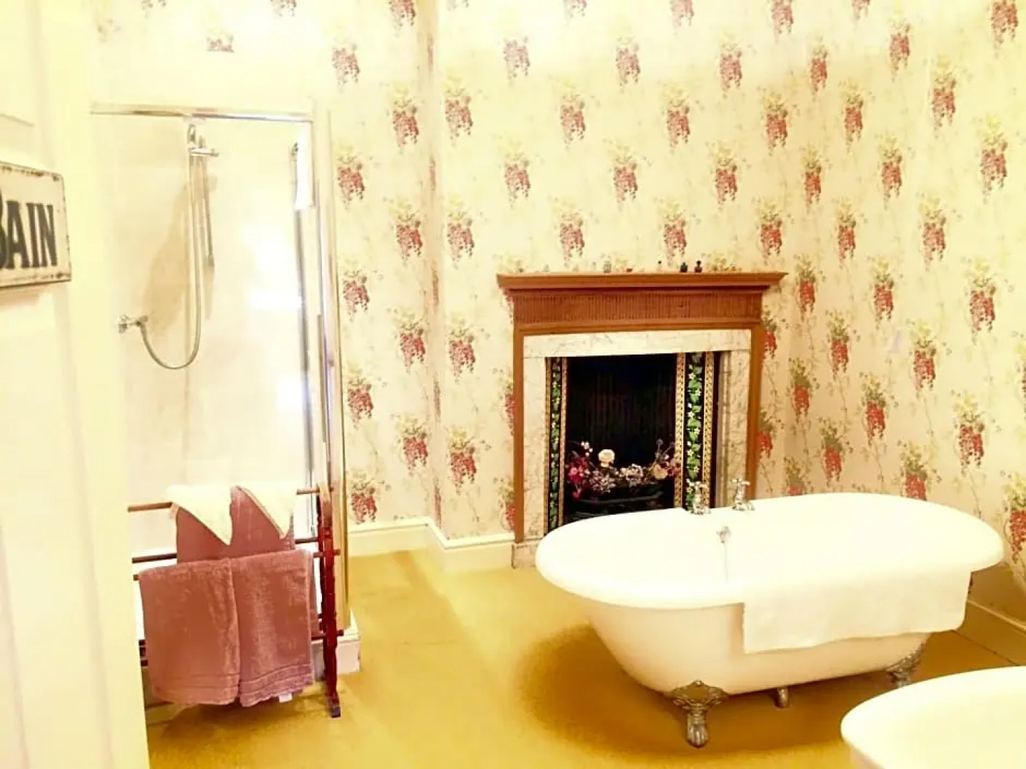 Kateshill House Bed & Breakfast